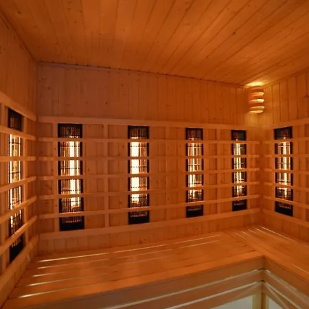 Laguna 38 Z Garazem Apartment Polanica-Zdroj