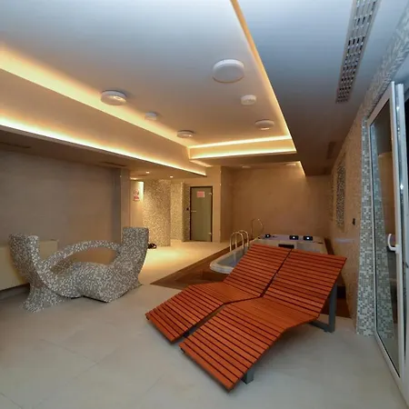 Apartment Laguna 38 Z Garazem *