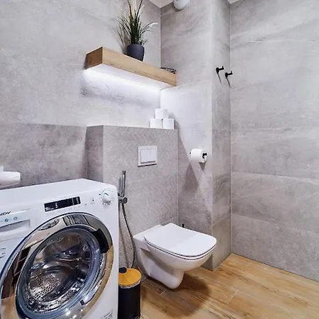 Laguna 38 Z Garazem Appartement *