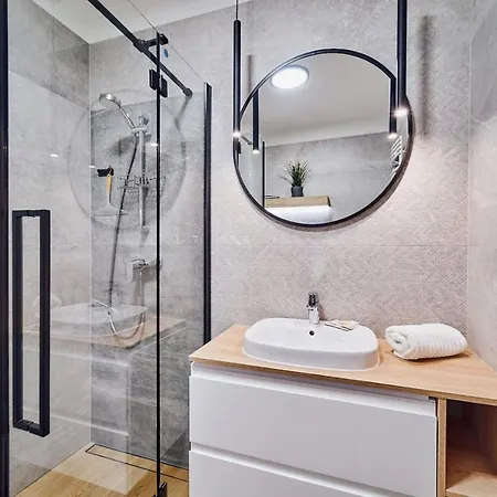 Laguna 38 Z Garazem Appartement *