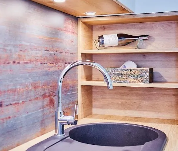 Laguna 38 Z Garazem Apartman