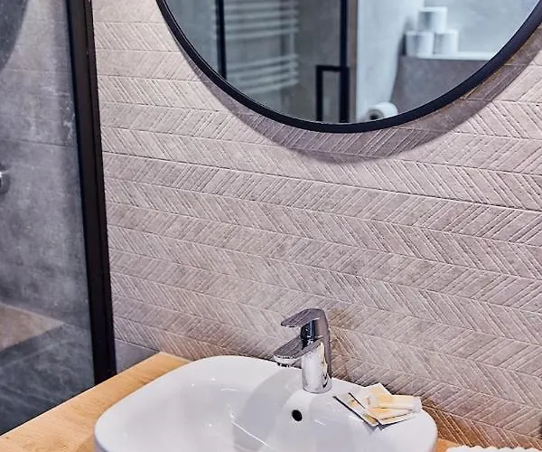 Laguna 38 Z Garazem Apartman